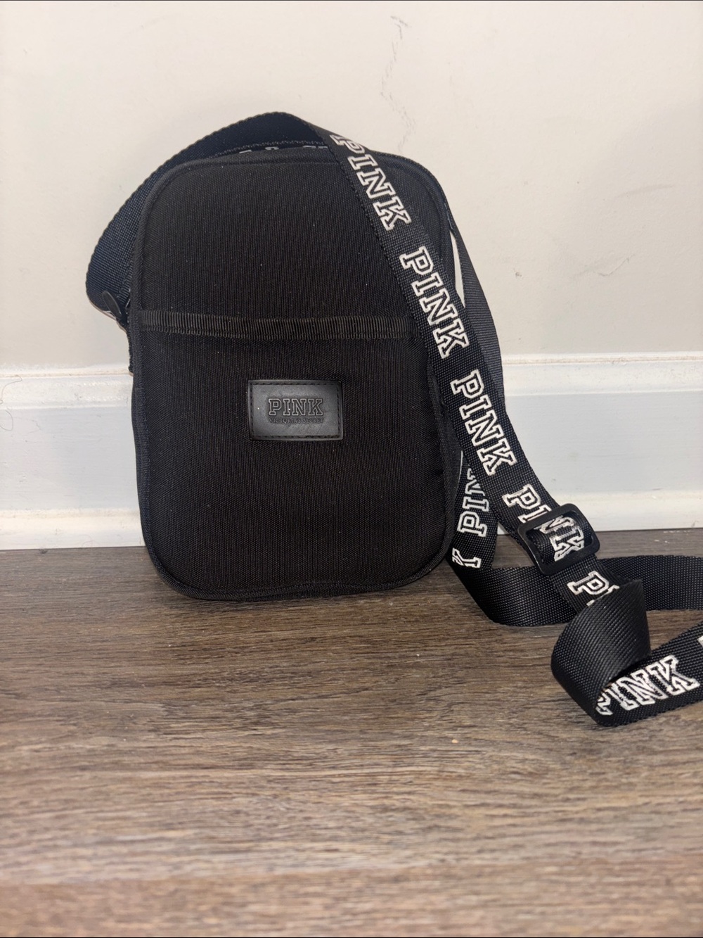 PINK Victoria's Secret Black Crossbody Organizer with Logo Strap